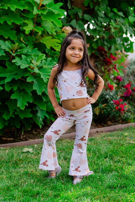 Tank and Flared Pant Set, Snacks