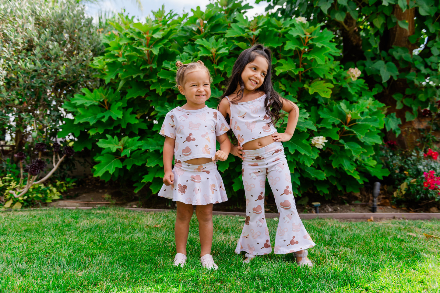 Tank and Flared Pant Set, Snacks