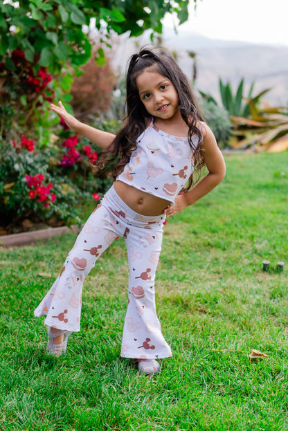 Tank and Flared Pant Set, Snacks
